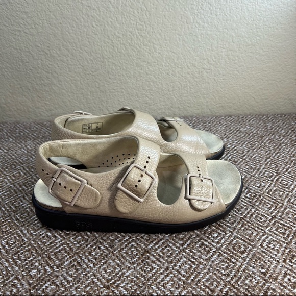 SAS Women’s Relaxed Natural Beige Leather Comfort Ankle Strap Sandals Sz 7M EUC - Picture 1 of 8